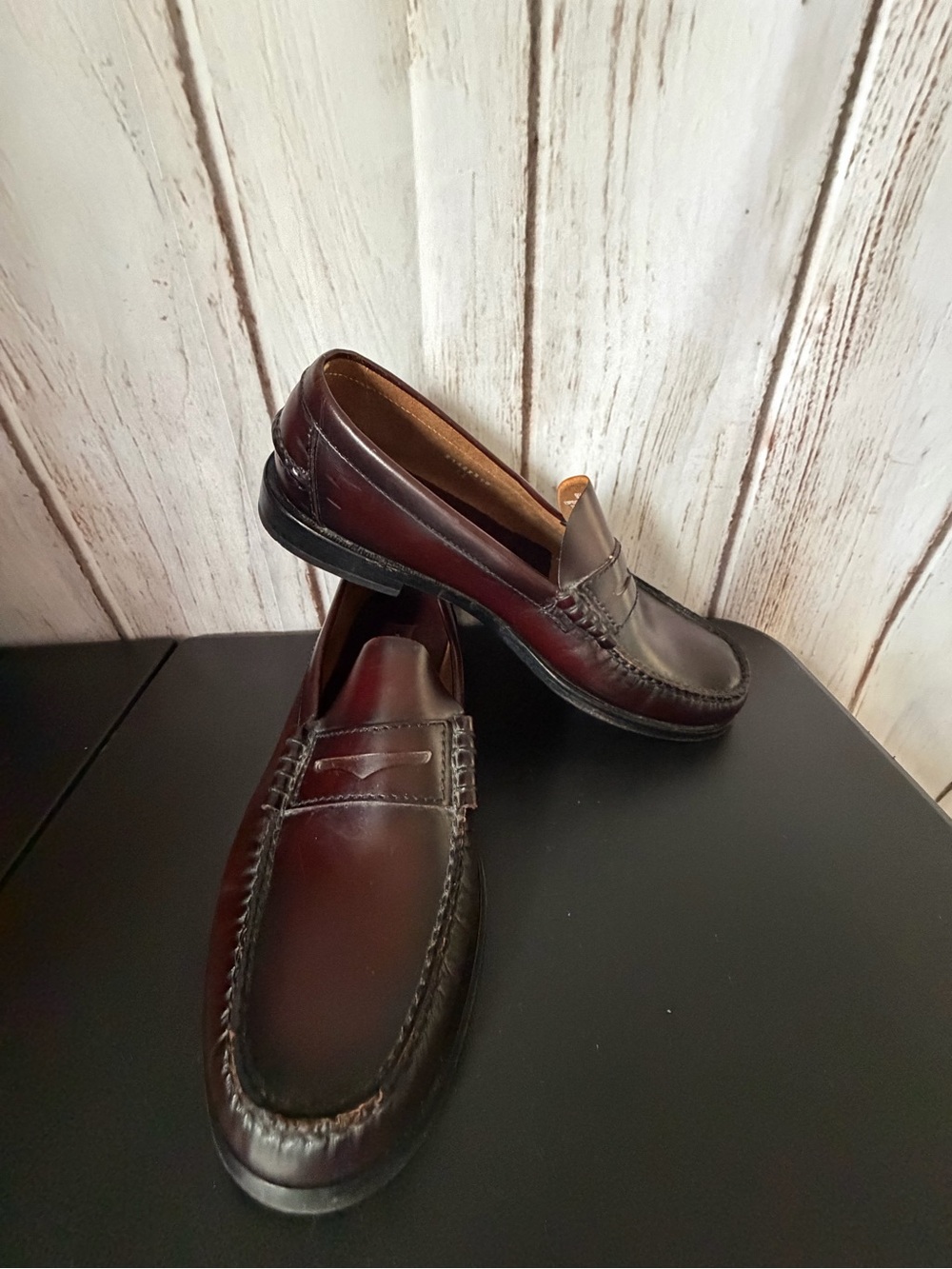 Florsheim Berkley Penny Loafers in Campus Wine Leather Size 9.5